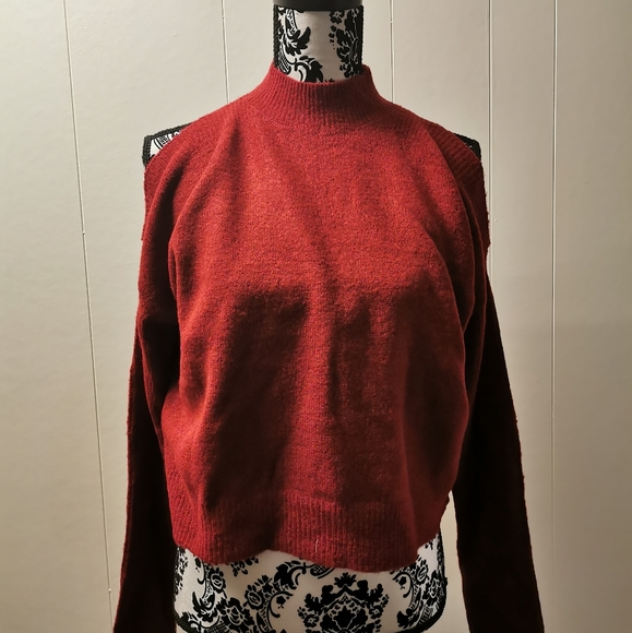 *FREE With Purchase!* BNWT Ardene Cold Shoulder Sweater in Red, XS - Picture 3 of 5